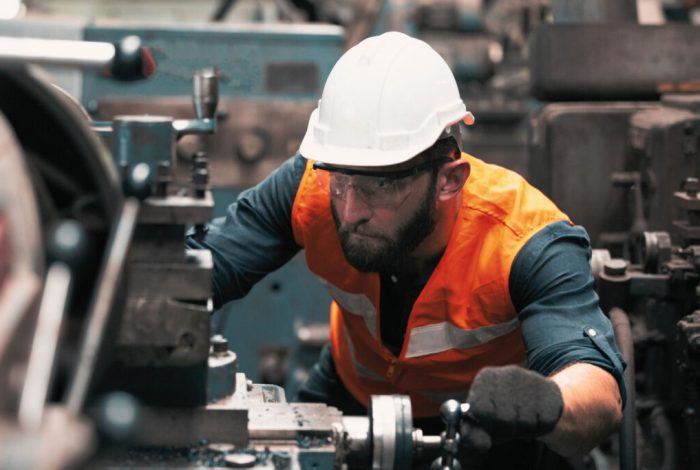 mantenimiento-de-maquinaria01-1024x683